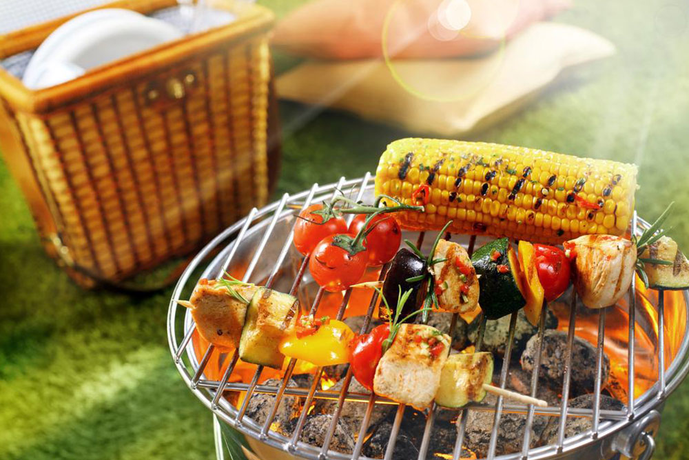 4 top reasons to buy a Big Green Egg grill